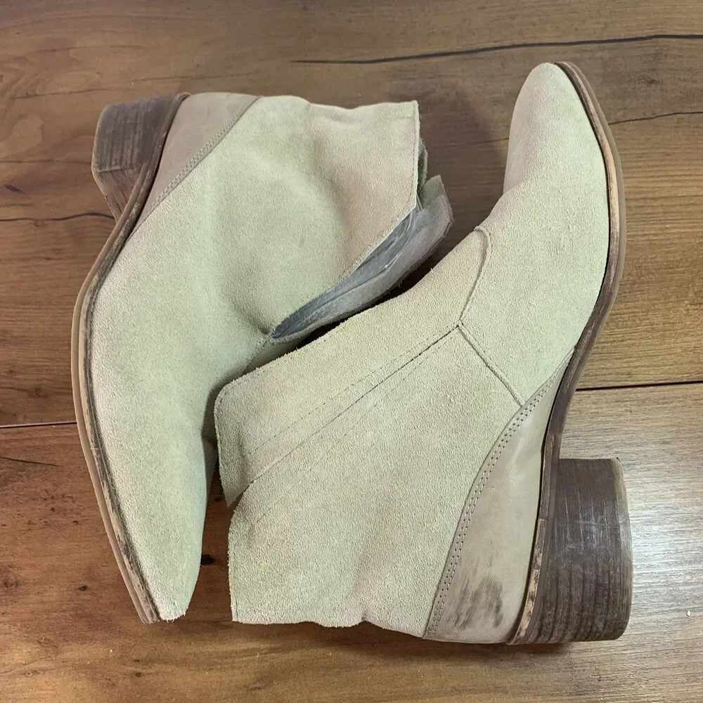 Coconut by Matisse Cecilia Tan Leather Heedled Notched Front Suede Boots Bootie